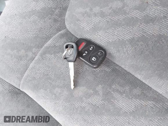 ✅ 2002 Honda Odyssey EX • VIN: 2HKRL18662H587193 • Lot: 43293042. Listed on IAAI with 126,663 mi. Free auction sales archive from the USA and detailed vehicle history report at DreamBid. Image 11.