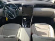 ✅ 2023 Hyundai Tucson SEL • VIN: 5NMJF3AE5PH225992 • Lot: 69903184. Wystawiony na Copart z przebiegiem 13 970 mil. Bezpłatny archiwum sprzedaży aukcyjnych z USA i szczegółowy raport historii pojazdu na DreamBid. Zdjęcie 8.