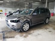 ✅ 2012 Mitsubishi Outlander SE • VIN: JA4JT3AW3CU015874 • Lot: 69943005. Wystawiony na Copart z przebiegiem 139 747 mil. Bezpłatny archiwum sprzedaży aukcyjnych z USA i szczegółowy raport historii pojazdu na DreamBid. Zdjęcie 1.