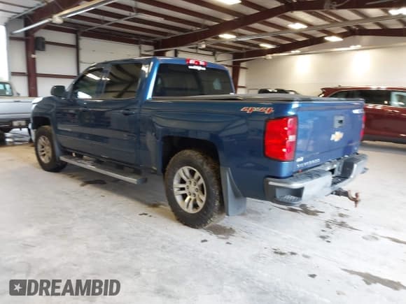 ✅ 2015 Chevrolet Silverado 1500 LT • VIN: 3GCUKREC1FG415044 • Лот: 43290070. Опубликован ранее на IAAI с пробегом 203 295 миль. Бесплатный доступ к архиву аукционных продаж из США и подробный отчёт об истории автомобиля на DreamBid. Изображение 3.