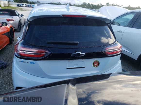 ✅ 2023 Chevrolet Bolt EV 1LT • VIN: 1G1FW6S00P4121440 • Lot: 73885534. Wystawiony na Copart z przebiegiem 5 244 mil. Bezpłatny archiwum sprzedaży aukcyjnych z USA i szczegółowy raport historii pojazdu na DreamBid. Zdjęcie 6.