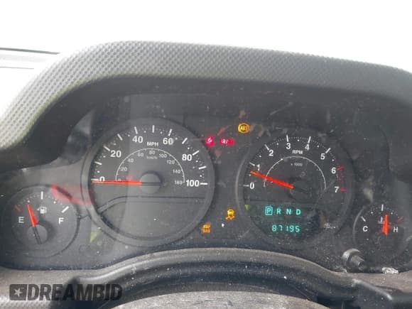 ✅ 2007 Jeep Wrangler X • VIN: 1J4FA24137L229359 • Lot: 43034123. Listed on IAAI with 87,195 mi. Free auction sales archive from the USA and detailed vehicle history report at DreamBid. Image 7.