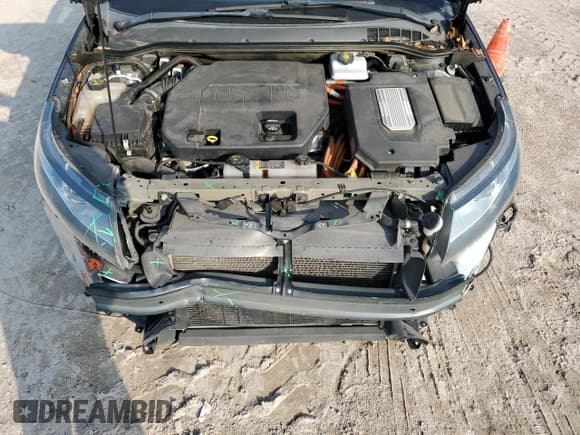 ✅ 2015 Chevrolet Volt • VIN: 1G1RD6E46FU132152 • Lot: 79550954. Wystawiony na Copart z przebiegiem 85 347 mil. Bezpłatny archiwum sprzedaży aukcyjnych z USA i szczegółowy raport historii pojazdu na DreamBid. Zdjęcie 12.