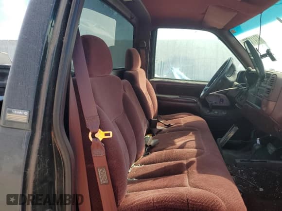 ✅ 1996 Chevrolet Silverado 1500 • VIN: 1GCEK14M2TZ142692 • Лот: 87411355. Опубликован ранее на Copart с пробегом 141 919 миль. Бесплатный доступ к архиву аукционных продаж из США и подробный отчёт об истории автомобиля на DreamBid. Изображение 10.