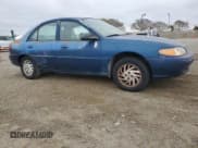 ✅ 1998 Ford Escort SE • VIN: 1FAFP13P6WW252979 • Lot: 55183844. Listed on Copart with 217,731 mi. Free auction sales archive from the USA and detailed vehicle history report at DreamBid. Image 4.