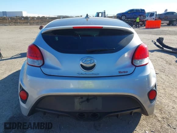 ✅ 2013 Hyundai Veloster Turbo • VIN: KMHTC6AE6DU162372 • Lot: 41481820. Wystawiony na IAAI z przebiegiem 105 650 mil. Bezpłatny archiwum sprzedaży aukcyjnych z USA i szczegółowy raport historii pojazdu na DreamBid. Zdjęcie 16.