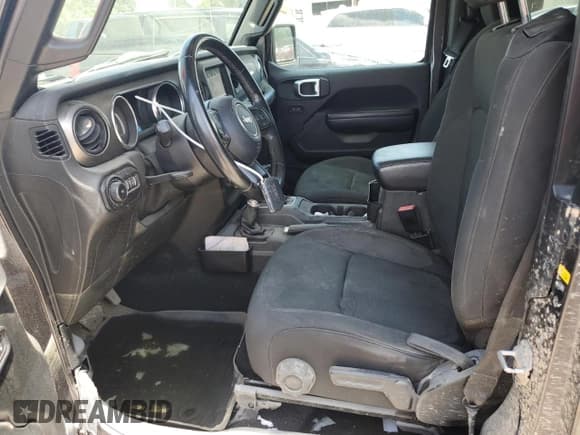 ✅ 2020 Jeep Wrangler Sport S • VIN: 1C4GJXAG8LW312195 • Lot: 57232285. Wystawiony na Copart z przebiegiem 102 233 mil. Bezpłatny archiwum sprzedaży aukcyjnych z USA i szczegółowy raport historii pojazdu na DreamBid. Zdjęcie 7.