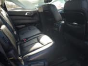 ✅ 2019 Nissan Pathfinder SV • VIN: 5N1DR2MM1KC634754 • Lot: 43355314. Wystawiony na IAAI z przebiegiem 98 999 mil. Bezpłatny archiwum sprzedaży aukcyjnych z USA i szczegółowy raport historii pojazdu na DreamBid. Zdjęcie 8.