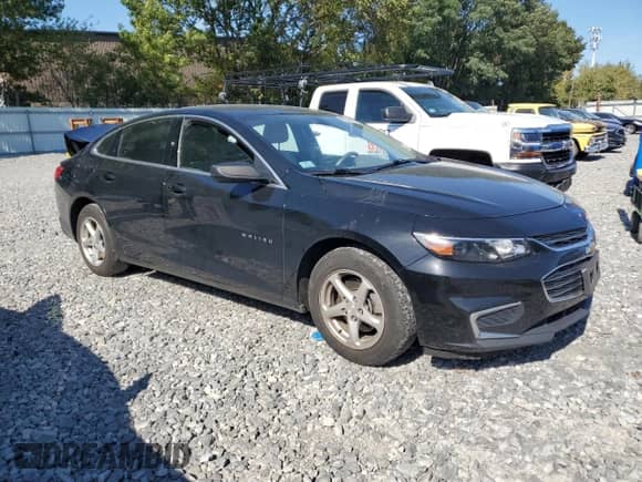 2018 Chevrolet Malibu LS z VIN 1G1ZC5ST1JF172371, wystawiony jako Copart lot #80780405 z przebiegiem 133 856 mil mil oraz Szkoda całkowita • Salvage title. Historia ofert i sprzedaży dostępna na DreamBid. Obrazek 4.