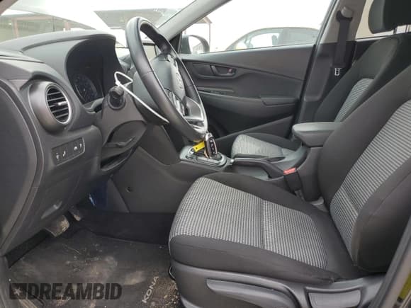 ✅ 2020 Hyundai Kona SEL • VIN: KM8K2CAA6LU522006 • Лот: 55332214. Опубликован ранее на Copart с пробегом 28 336 миль. Бесплатный доступ к архиву аукционных продаж из США и подробный отчёт об истории автомобиля на DreamBid. Изображение 7.