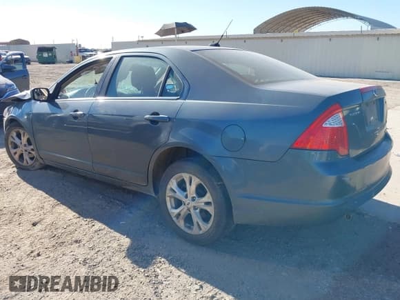 ✅ 2012 Ford Fusion SE • VIN: 3FAHP0HG3CR312324 • Lot: 43588313. Listed on IAAI with Not provided. Free auction sales archive from the USA and detailed vehicle history report at DreamBid. Image 3.
