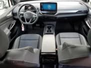 ✅ 2023 Volkswagen ID.4 Pro • VIN: 1V2VMPE80PC021939 • Lot: 80252705. Wystawiony na Copart z przebiegiem 20 138 mil. Bezpłatny archiwum sprzedaży aukcyjnych z USA i szczegółowy raport historii pojazdu na DreamBid. Zdjęcie 8.