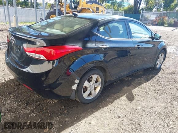 ✅ 2013 Hyundai Elantra GLS • VIN: KMHDH4AE9DU644005 • Lot: 43393734. Listed on IAAI with 113,127 mi. Free auction sales archive from the USA and detailed vehicle history report at DreamBid. Image 4.