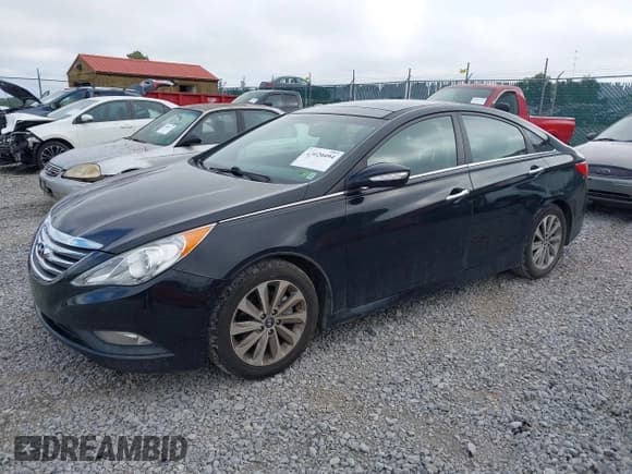 ✅ 2014 Hyundai Sonata SE • VIN: 5NPEC4AC9EH850233 • Лот: 43020494. Опубликован ранее на IAAI с пробегом 112 118 миль. Бесплатный доступ к архиву аукционных продаж из США и подробный отчёт об истории автомобиля на DreamBid. Изображение 2.