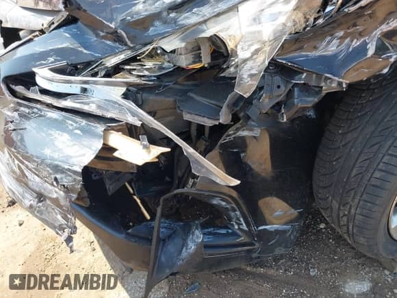 2013 Hyundai Sonata SE with VIN 5NPEC4AB5DH531028, listed as a IAAI auction lot 43247043 with 188,338 mi miles and . Bid and sale history available at DreamBid. Image 22.