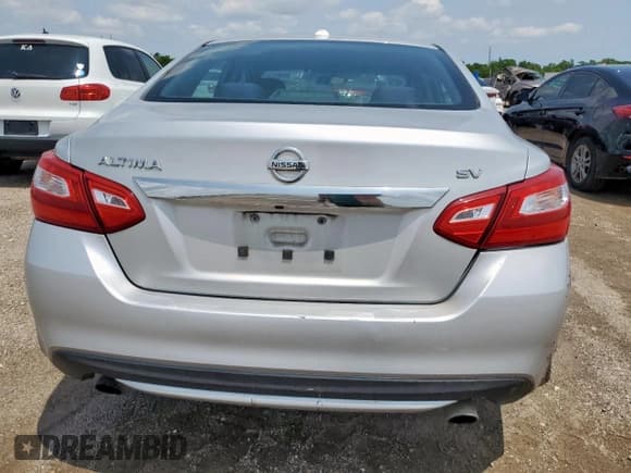 ✅ 2017 Nissan Altima SL • VIN: 1N4AL3AP0HC121183 • Lot: 59237545. Listed on Copart with 207,842 mi. Free auction sales archive from the USA and detailed vehicle history report at DreamBid. Image 6.