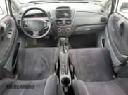 ✅ 2004 Suzuki Aerio S • VIN: JS2RA61S645201102 • Lot: 82352584. Wystawiony na Copart z przebiegiem 186 418 mil. Bezpłatny archiwum sprzedaży aukcyjnych z USA i szczegółowy raport historii pojazdu na DreamBid. Zdjęcie 8.