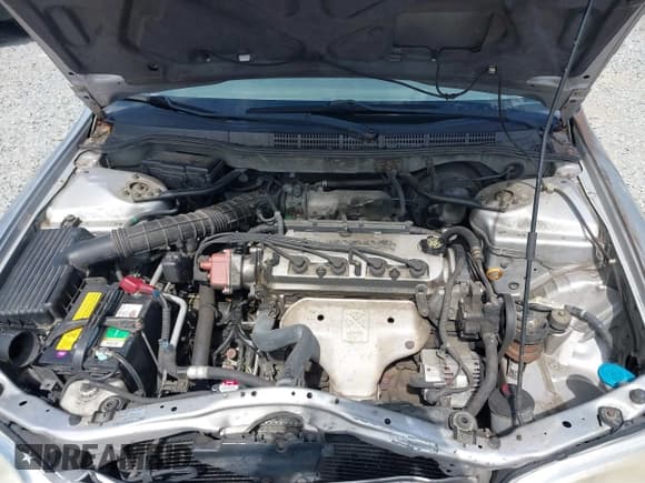 ✅ 2002 Honda Accord VP • VIN: 1HGCF86642A173265 • Lot: 43033315. Listed on IAAI with 187,894 mi. Free auction sales archive from the USA and detailed vehicle history report at DreamBid. Image 10.