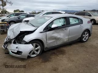 ✅ 2013 Chevrolet Volt • VIN: 1G1RH6E49DU134074 • Lot: 82249094. Wystawiony na Copart z przebiegiem 96 260 mil. Bezpłatny archiwum sprzedaży aukcyjnych z USA i szczegółowy raport historii pojazdu na DreamBid. Zdjęcie 1.