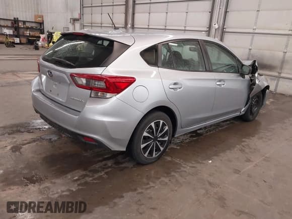✅ 2022 Subaru Impreza • VIN: 4S3GTAB64N3709887 • Lot: 42271447. Wystawiony na IAAI z przebiegiem 40 053 mil. Bezpłatny archiwum sprzedaży aukcyjnych z USA i szczegółowy raport historii pojazdu na DreamBid. Zdjęcie 4.