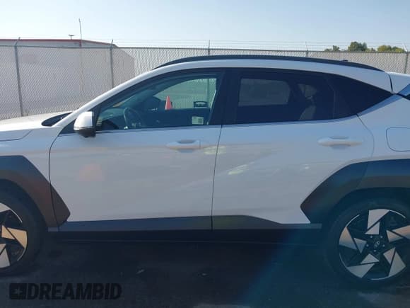 ✅ 2024 Hyundai Kona Limited • VIN: KM8HE3A33RU074674 • Лот: 43314582. Опубликован ранее на IAAI с пробегом 26 114 миль. Бесплатный доступ к архиву аукционных продаж из США и подробный отчёт об истории автомобиля на DreamBid. Изображение 14.