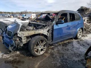✅ 2011 BMW X5 M • VIN: 5YMGY0C56BLK26129 • Лот: 45911745. Опубликован ранее на Copart с пробегом Не указан. Бесплатный доступ к архиву аукционных продаж из США и подробный отчёт об истории автомобиля на DreamBid. Изображение 1.