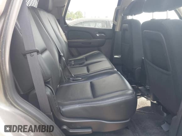 ✅ 2012 Chevrolet Tahoe Commercial • VIN: 1GNLC2E07CR187432 • Lot: 42126539. Wystawiony na IAAI z przebiegiem 169 607 mil. Bezpłatny archiwum sprzedaży aukcyjnych z USA i szczegółowy raport historii pojazdu na DreamBid. Zdjęcie 8.