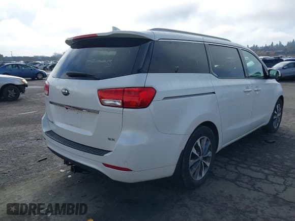 ✅ 2016 Kia Sedona EX • VIN: KNDMC5C14G6170086 • Lot: 41736246. Listed on IAAI with 82,556 mi. Free auction sales archive from the USA and detailed vehicle history report at DreamBid. Image 4.