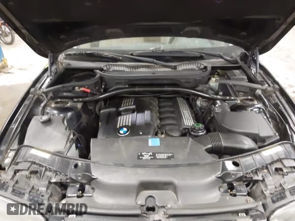 ✅ 2010 BMW X3 xDrive30i • VIN: WBXPC9C47AWJ36992 • Lot: 43725931. Listed on IAAI with 143,905 mi. Free auction sales archive from the USA and detailed vehicle history report at DreamBid. Image 10.