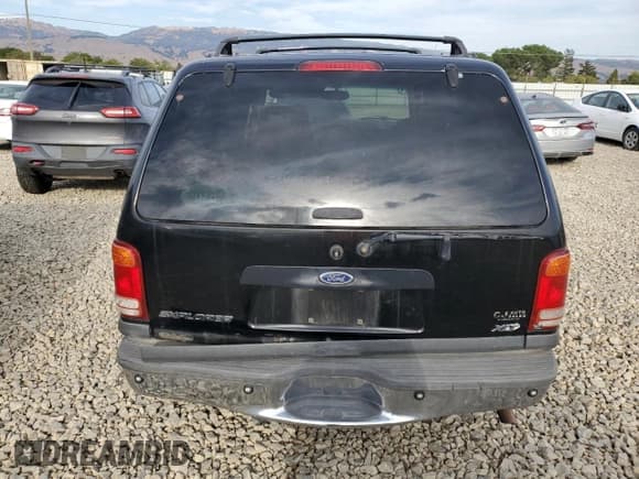 ✅ 2001 Ford Explorer XLT • VIN: 1FMDU73EX1ZA06855 • Lot: 81320605. Wystawiony na Copart z przebiegiem 147 020 mil. Bezpłatny archiwum sprzedaży aukcyjnych z USA i szczegółowy raport historii pojazdu na DreamBid. Zdjęcie 6.