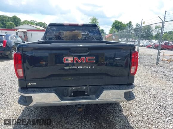 ✅ 2023 GMC Sierra 1500 Pro • VIN: 1GTRUAED2PZ326563 • Lot: 42551084. Listed on IAAI with 67,248 mi. Free auction sales archive from the USA and detailed vehicle history report at DreamBid. Image 15.