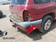 ✅ 2001 Dodge Durango • VIN: 1B4HR28NX1F522649 • Lot: 42546113. Wystawiony na IAAI z przebiegiem 186 897 mil. Bezpłatny archiwum sprzedaży aukcyjnych z USA i szczegółowy raport historii pojazdu na DreamBid. Zdjęcie 6.