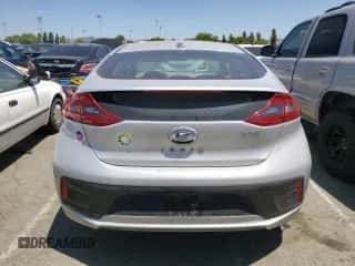2017 Hyundai Ioniq SEL z VIN KMHC75LCXHU052232, wystawiony jako Copart lot #56150644 z przebiegiem 113 845 mil mil oraz Szkoda całkowita • Salvage title. Historia ofert i sprzedaży dostępna na DreamBid. Obrazek 6.