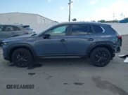 ✅ 2025 Mazda CX-50 S Preferred • VIN: 7MMVABBM1SN392085 • Lot: 43723950. Listed on IAAI with 1,452 mi. Free auction sales archive from the USA and detailed vehicle history report at DreamBid. Image 15.