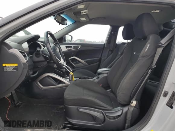 ✅ 2013 Hyundai Veloster RE:MIX • VIN: KMHTC6AD3DU157430 • Lot: 42706545. Wystawiony na Copart z przebiegiem 127 511 mil. Bezpłatny archiwum sprzedaży aukcyjnych z USA i szczegółowy raport historii pojazdu na DreamBid. Zdjęcie 7.