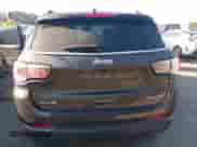 2019 Jeep Compass Limited с VIN 3C4NJDCB3KT842909, выставлен на аукционе IAAI как лот 43338860 с пробегом 100 667 миль миль и . История ставок и продаж доступна на DreamBid. Изображение 17.