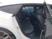 ✅ 2022 Audi A7 • VIN: WAUU2BF23NN059065 • Lot: 41869247. Wystawiony na IAAI z przebiegiem 40 466 mil. Bezpłatny archiwum sprzedaży aukcyjnych z USA i szczegółowy raport historii pojazdu na DreamBid. Zdjęcie 8.