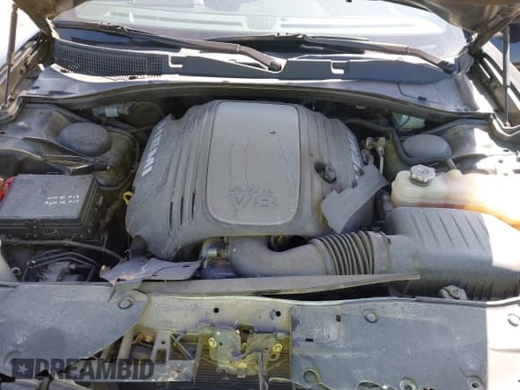 ✅ 2018 Dodge Charger R/T • VIN: 2C3CDXCT8JH134904 • Lot: 43034340. Wystawiony na IAAI z przebiegiem 121 551 mil. Bezpłatny archiwum sprzedaży aukcyjnych z USA i szczegółowy raport historii pojazdu na DreamBid. Zdjęcie 10.