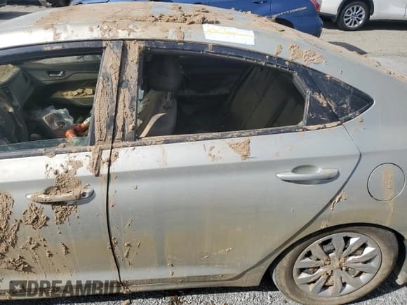 ✅ 2018 Hyundai Accent SEL • VIN: 3KPC24A37JE033609 • Лот: 78802774. Опубликован ранее на Copart с пробегом Не указан. Бесплатный доступ к архиву аукционных продаж из США и подробный отчёт об истории автомобиля на DreamBid. Изображение 12.