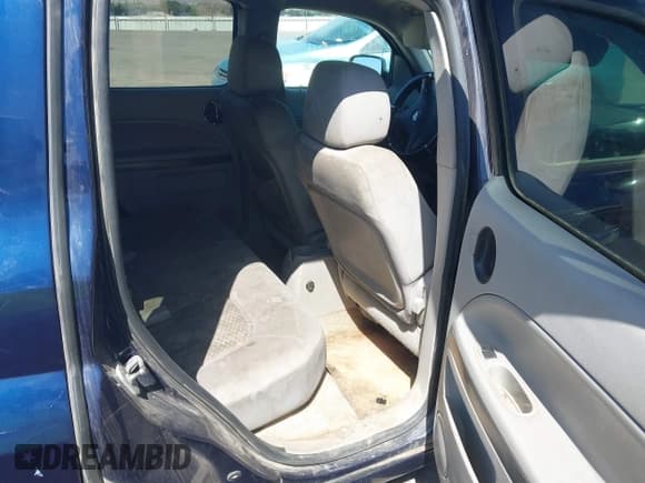 ✅ 2011 Chevrolet HHR 1LT • VIN: 3GNBABFW3BS607221 • Lot: 41947366. Listed on IAAI with 254,929 mi. Free auction sales archive from the USA and detailed vehicle history report at DreamBid. Image 8.