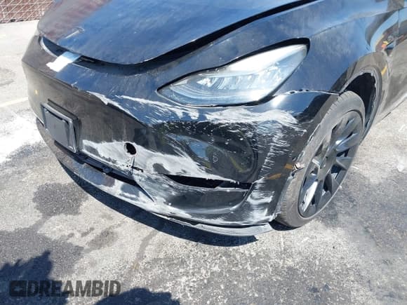 ✅ 2020 Tesla Model Y Long Range • VIN: 5YJYGDEE5LF046469 • Lot: 43230905. Listed on IAAI with 77,740 mi. Free auction sales archive from the USA and detailed vehicle history report at DreamBid. Image 6.