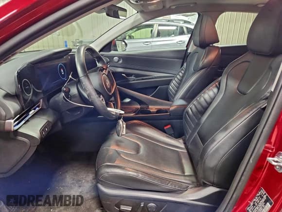 ✅ 2024 Hyundai Elantra Limited • VIN: KMHLP4DG6RU795578 • Lot: 95127135. Listed on Copart with 30,928 mi. Free auction sales archive from the USA and detailed vehicle history report at DreamBid. Image 7.