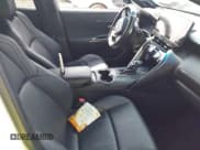 ✅ 2021 Toyota Venza LE • VIN: JTEAAAAH6MJ036637 • Lot: 42699257. Listed on IAAI with Not provided. Free auction sales archive from the USA and detailed vehicle history report at DreamBid. Image 5.