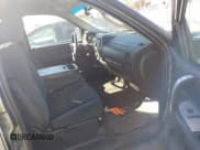 ✅ 2007 Chevrolet Silverado 1500 1LT • VIN: 2GCEC13J171730196 • Lot: 43476968. Wystawiony na IAAI z przebiegiem 319 737 mil. Bezpłatny archiwum sprzedaży aukcyjnych z USA i szczegółowy raport historii pojazdu na DreamBid. Zdjęcie 5.