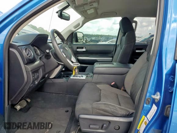 ✅ 2016 Toyota Tundra SR5 • VIN: 5TFEM5F1XGX097071 • Лот: 84192905. Опубликован ранее на Copart с пробегом 128 378 миль. Бесплатный доступ к архиву аукционных продаж из США и подробный отчёт об истории автомобиля на DreamBid. Изображение 7.