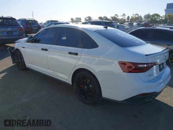 ✅ 2024 Volkswagen Jetta 40th Anniversary Edition • VIN: 3VW8T7BU1RM036855 • Lot: 41278338. Listed on IAAI with 24,885 mi. Free auction sales archive from the USA and detailed vehicle history report at DreamBid. Image 3.