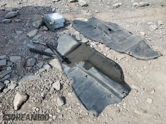 ✅ 2007 Toyota Solara SE • VIN: 4T1FA38PX7U126889 • Lot: 80515775. Listed on Copart with Not provided. Free auction sales archive from the USA and detailed vehicle history report at DreamBid. Image 12.