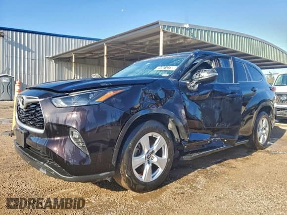 ✅ 2022 Toyota Highlander LE • VIN: 5TDZZRAH2NS108081 • Lot: 94921375. Listed on Copart with 98,256 mi. Free auction sales archive from the USA and detailed vehicle history report at DreamBid. Image 1.