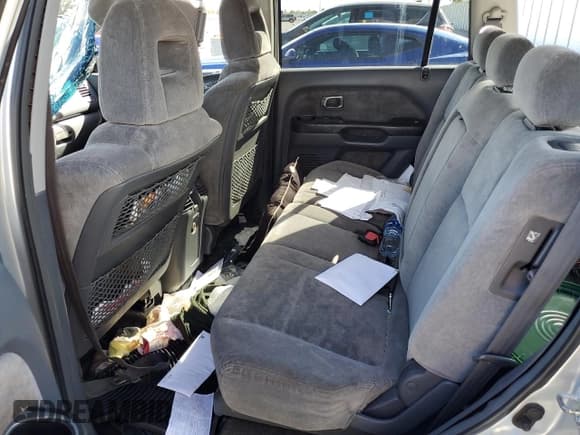 ✅ 2004 Honda Pilot EX • VIN: 2HKYF18494H548358 • Lot: 89662555. Listed on Copart with Not provided. Free auction sales archive from the USA and detailed vehicle history report at DreamBid. Image 11.