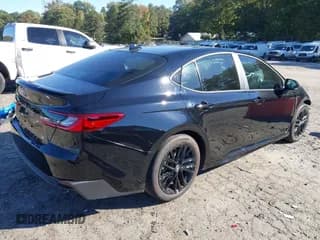 ✅ 2025 Toyota Camry LE • VIN: 4T1DAACK9SU185738 • Лот: 43483189. Опубликован ранее на IAAI с пробегом 5 462 миль. Бесплатный доступ к архиву аукционных продаж из США и подробный отчёт об истории автомобиля на DreamBid. Изображение 4.